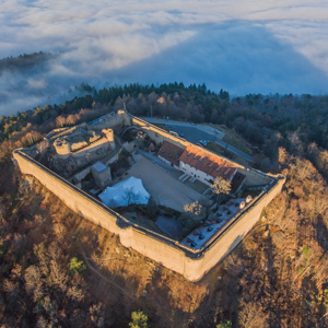Vue aérienne du château du Hohlandsbourg