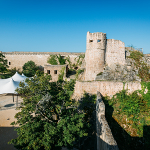 Photo Vincent Muller - Vue sur le château supérieur du rempart ouest
